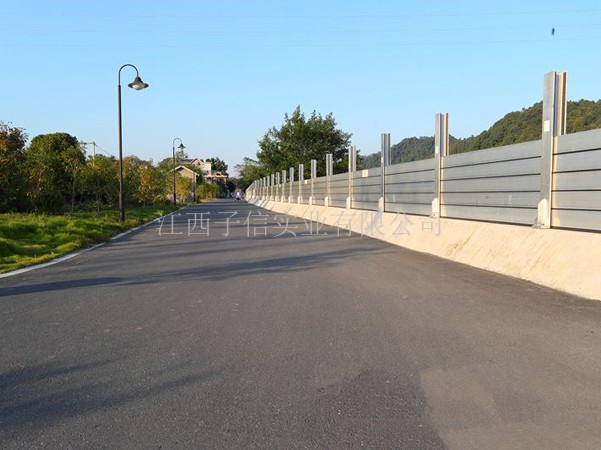 住宅区内河堤坝移动防洪墙