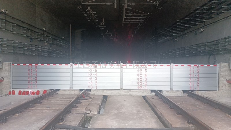深铁8号线望基湖停车